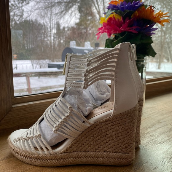 Wedges - Picture 2 of 6